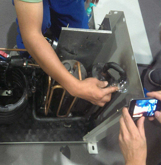 海伦维修空调制冷效果差