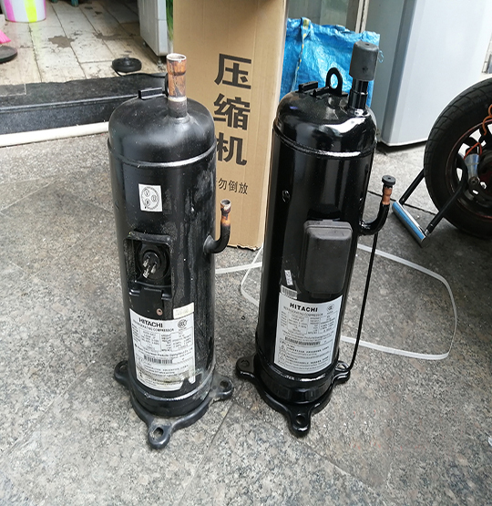 海伦中央空调压缩机的更换维修