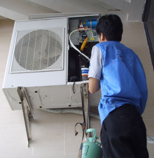 海伦空调开机无反应维修
